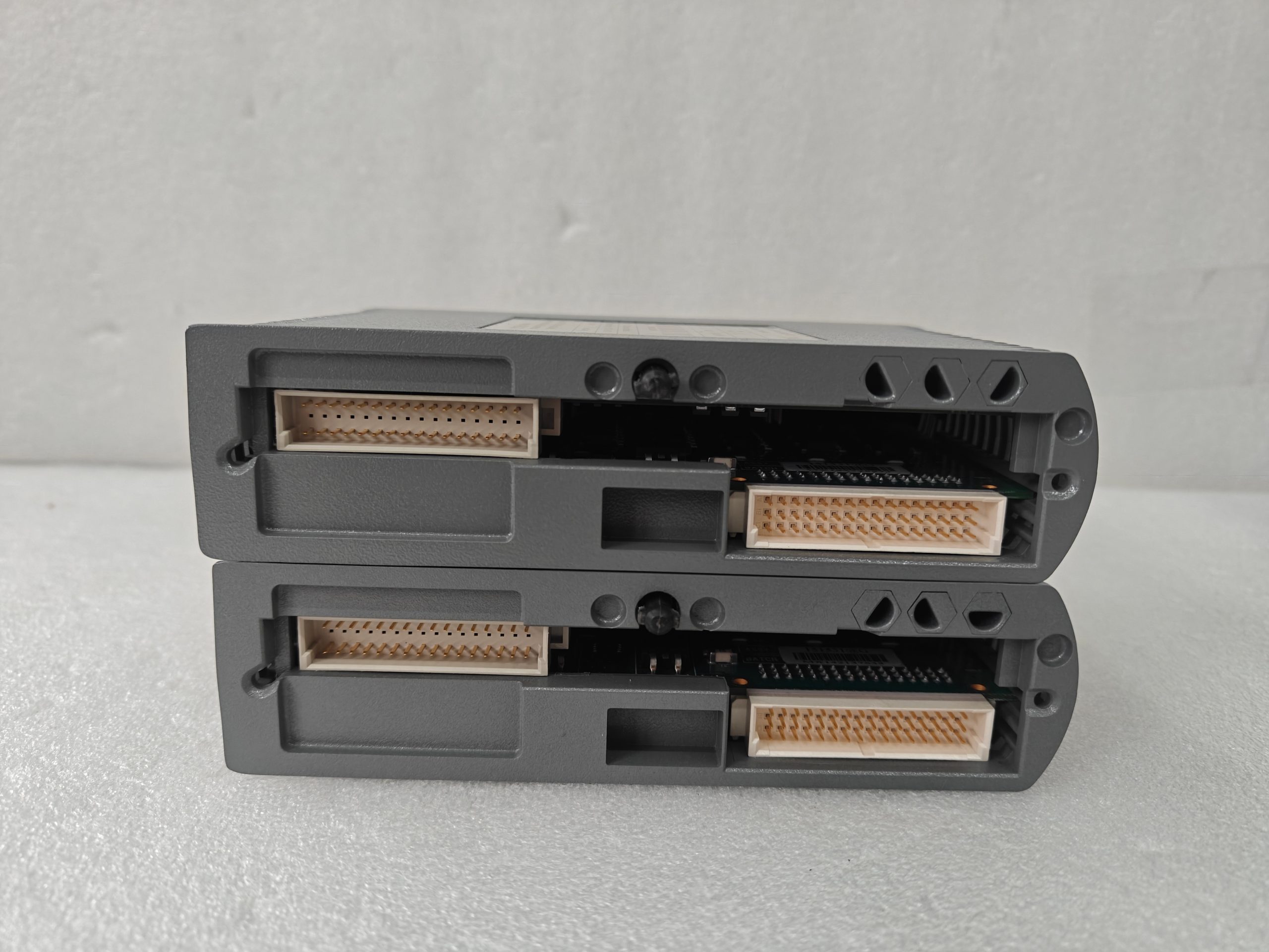 ICS T9451